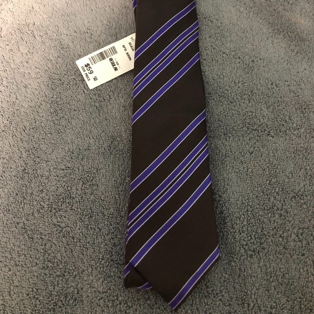Purple tie